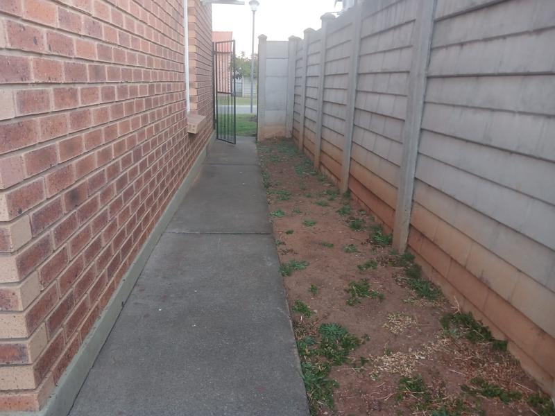 To Let 3 Bedroom Property for Rent in Waterval East North West